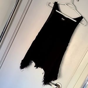 *2/$30 summer clearout* izzue s.S black tank top